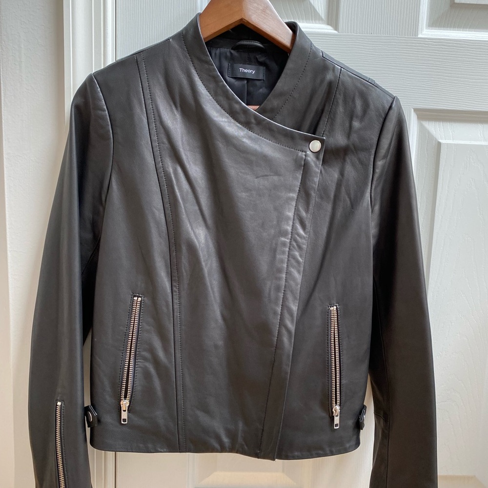New without tags. Theory black leather jacket - Picture 2 of 5